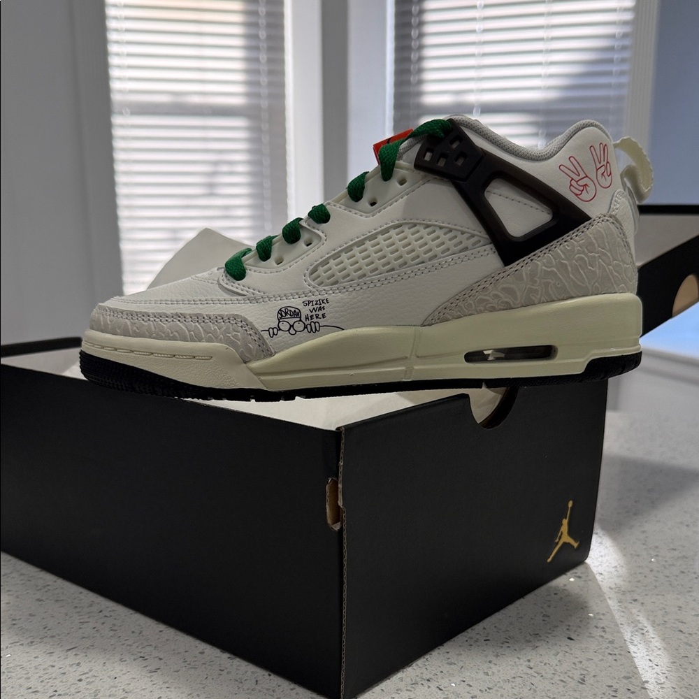 Nike Jordan Spizike Low- black/ pine green/ orange